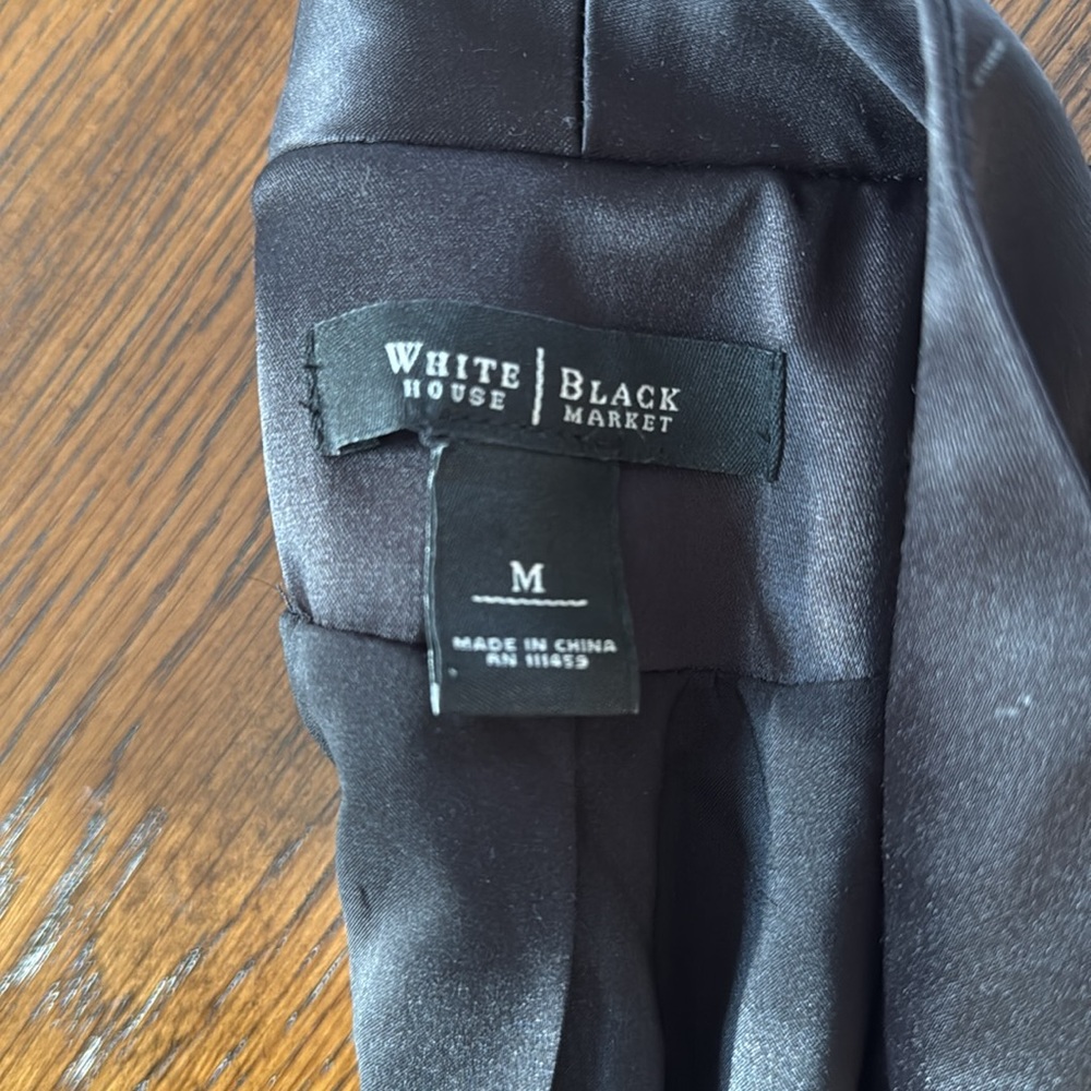 White House Black Market silk feel short jacket perfect for evening gown wear M - Picture 8 of 9